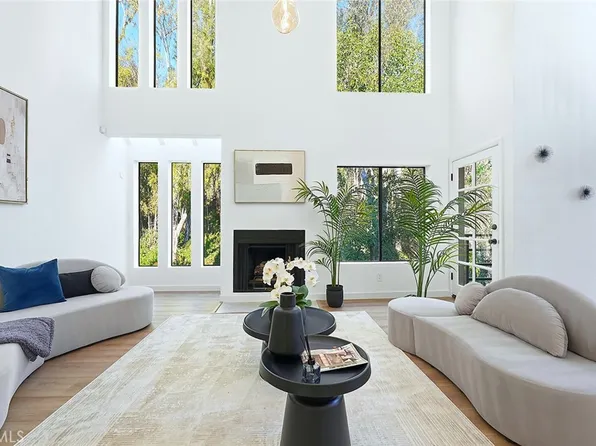 11601 Montana Ave APT 7, Los Angeles, CA 90049