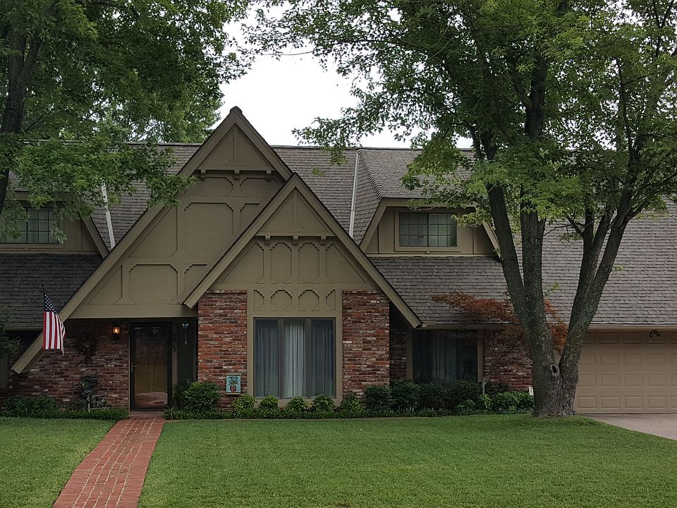 Front of a beautiful house!