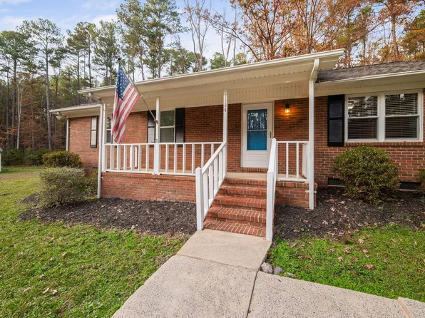 7904 Hendricks Rd, Cary, NC 27519