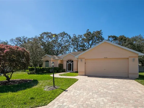 7225 Rosemont Ln, Spring Hill, FL 34606