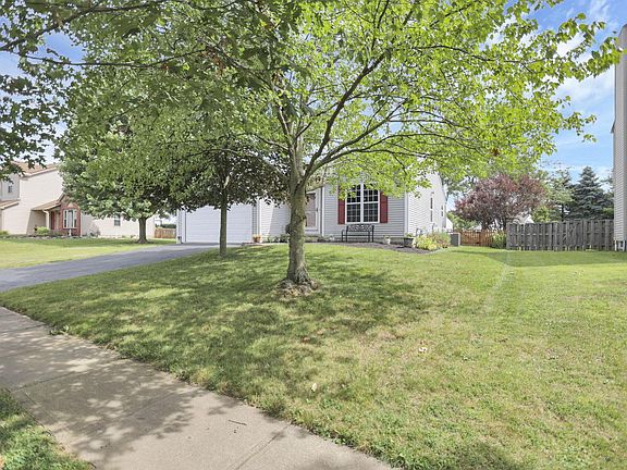 4th image of 1449 Autumn Dr