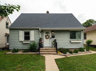 10610 W Rogers St, West Allis, WI 53227