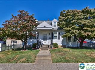 1048 Detweiler Ave, Hellertown, PA 18055