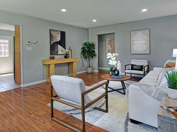 3rd image of 3247 Rama Dr