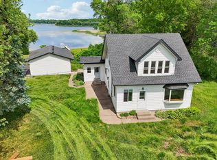 11551 278th St, Chisago City, MN 55013