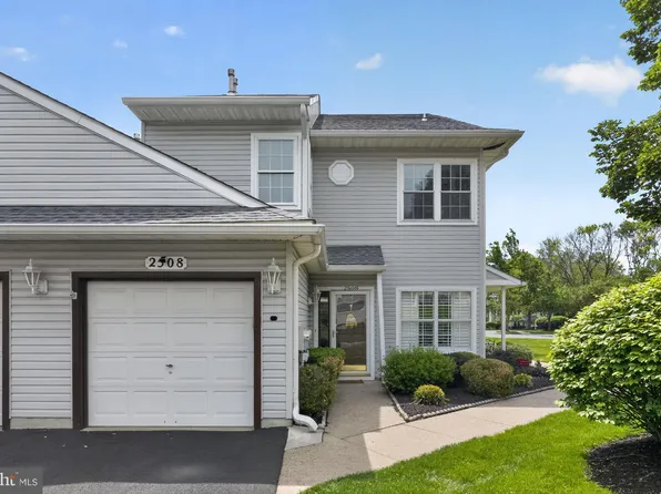 2508 Waterford Rd #196, Morrisville, PA 19067