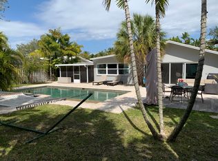 221 N Julia Cir, Saint Pete Beach, FL 33706