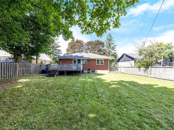 316 Westcott Rd, Halton Hills, ON L7J 1R3
