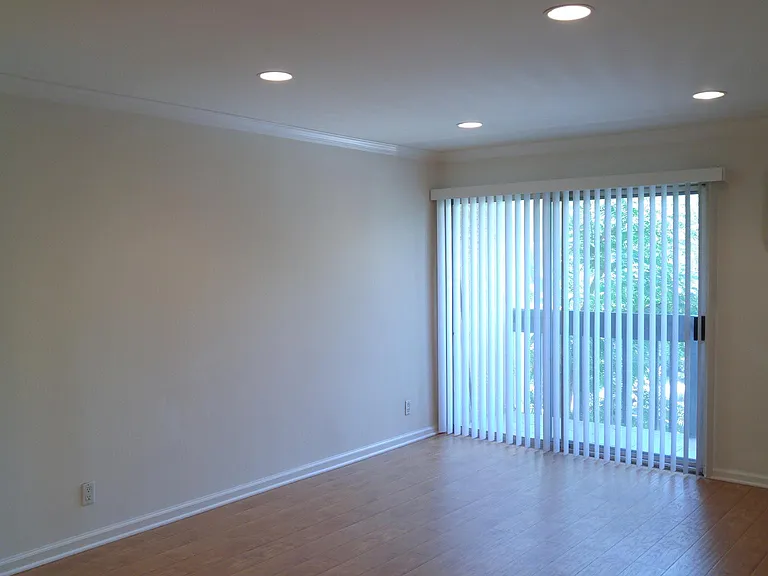 365 Burchett St #202 — Photo 11