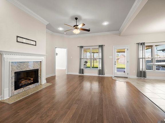 4th image of 17730 Waterloo Dr