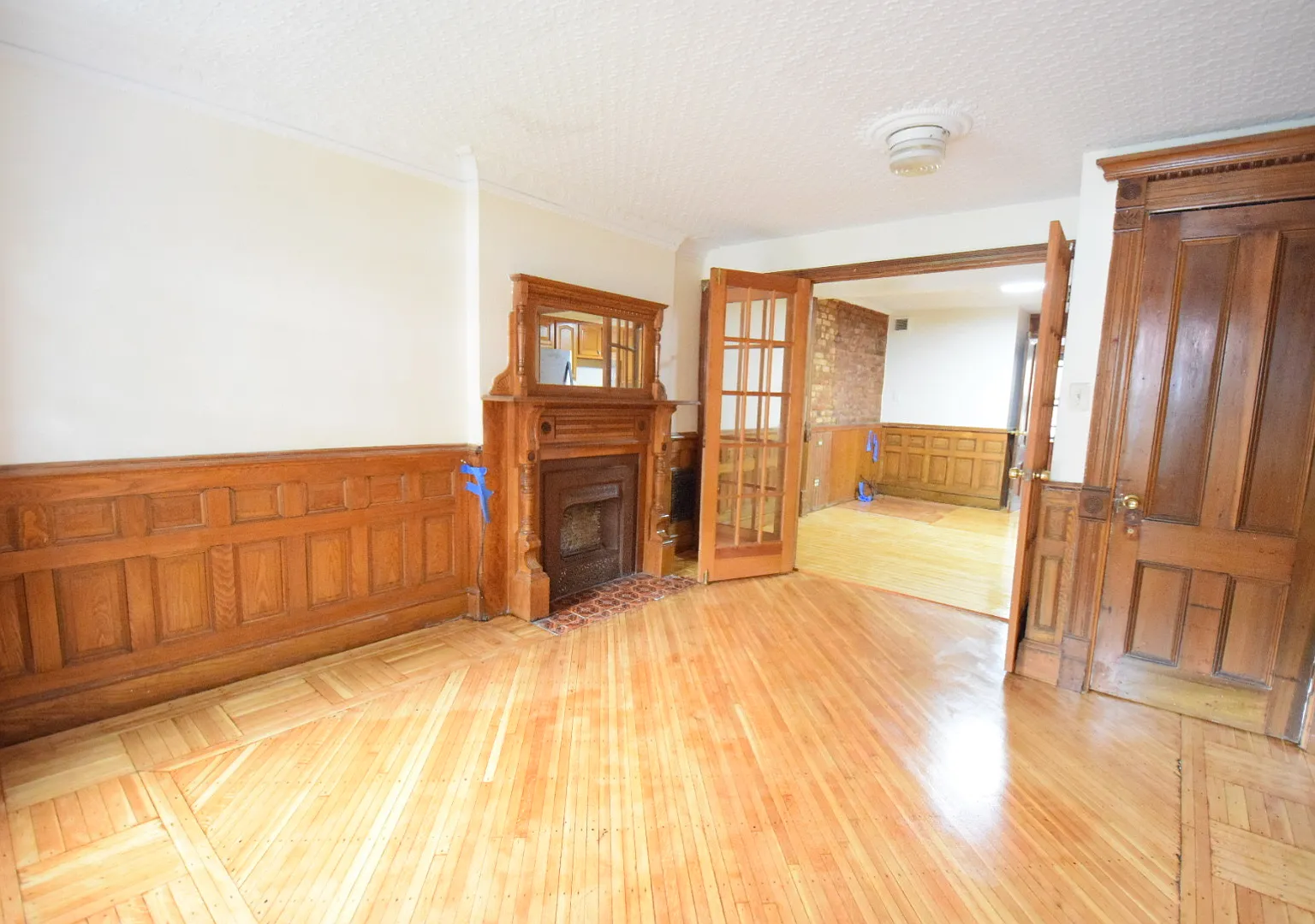 582 Saint Mark's Avenue — Photo 1