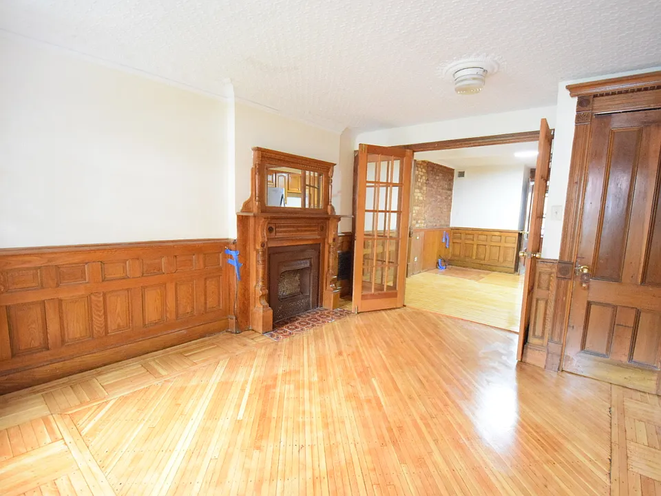 582 Saint Marks Ave #1