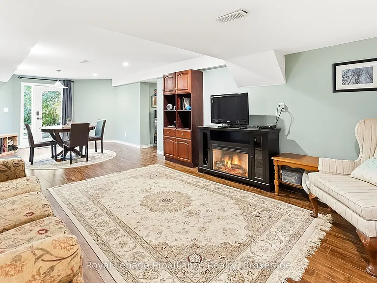 37 Ravine Dr — Photo 40