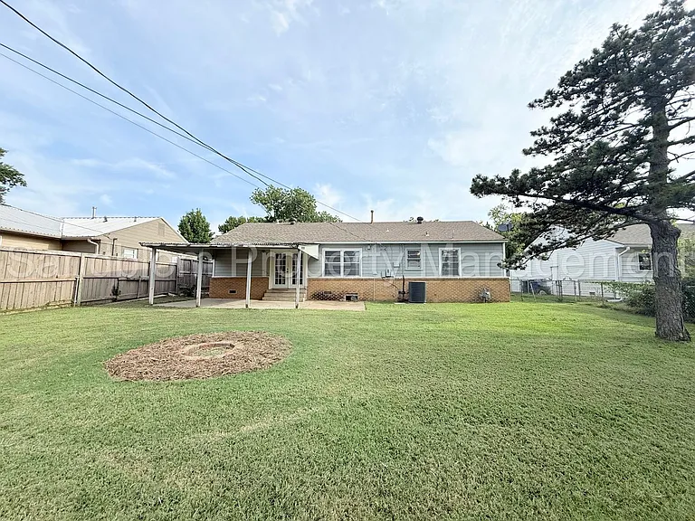 4624 E 24th Pl — Photo 19