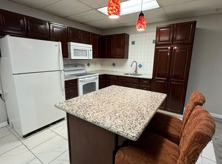 464 3rd St #3, Beaver, PA 15009