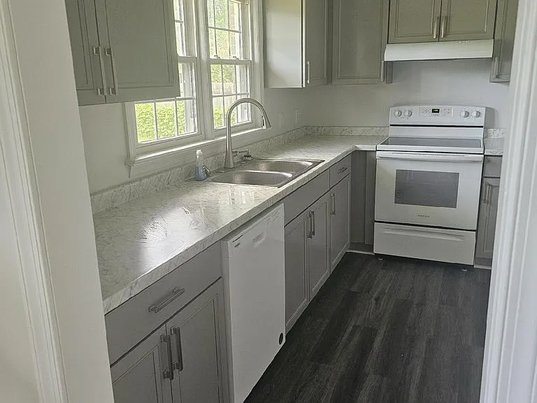 181 Spaulding Dr — Photo 5