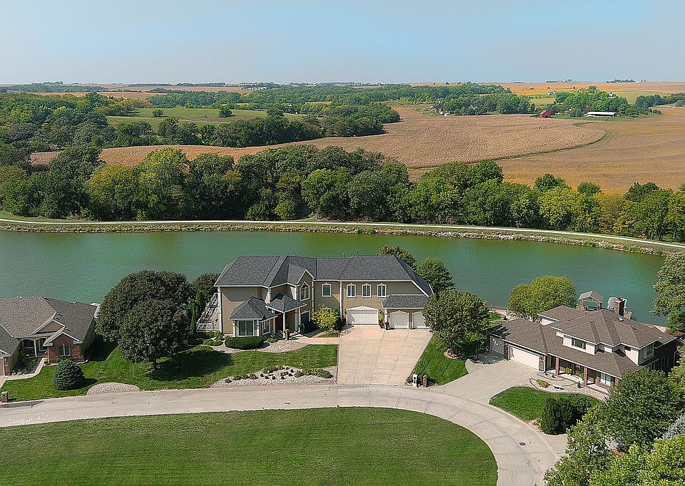 1st image of 14618 Fir Cir