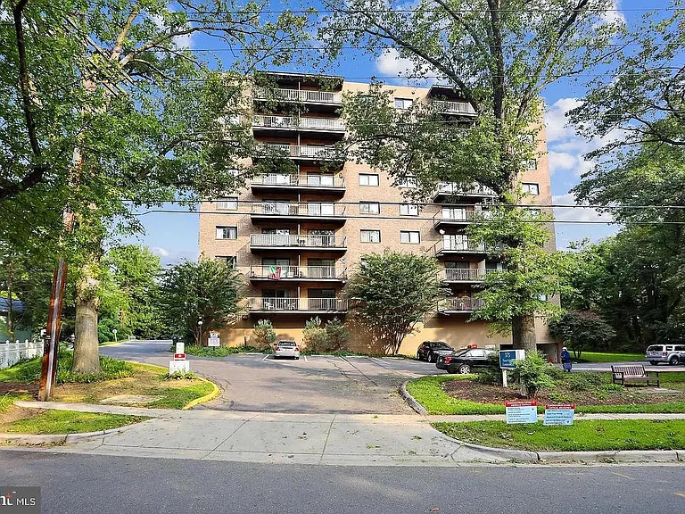 575 Thayer Ave #407 — Photo 11