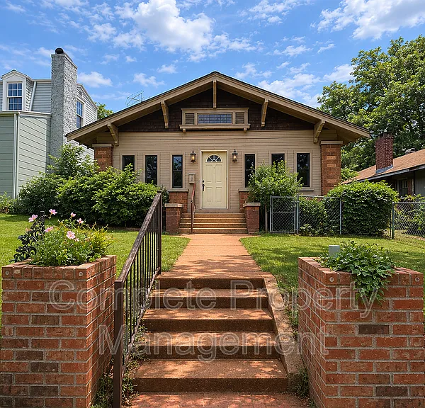 1120 15th Pl SW — Photo 1