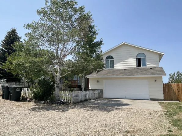 621 Palace Pkwy, Spring Creek, NV 89815