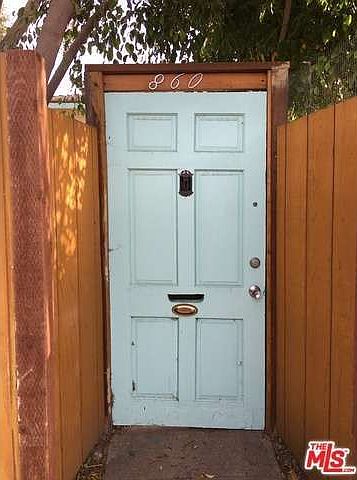 2nd image of 860 Brooks Ave