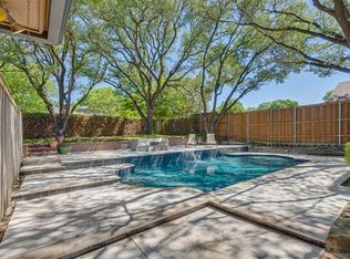 9419 Hillview Dr, Dallas, TX 75231