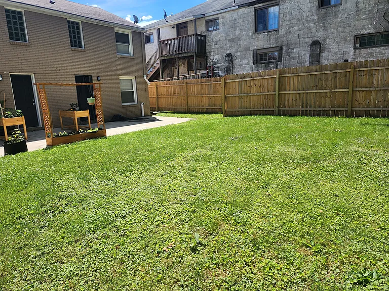 3707 W 8th Ave — Photo 5