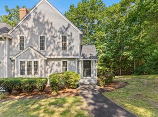521 West St APT 12, Duxbury, MA 02332