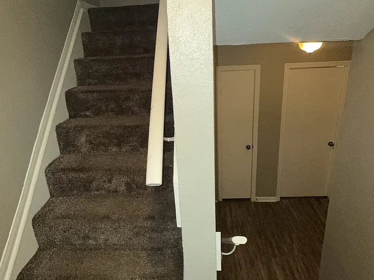 Marble Falls Dr — Photo 2