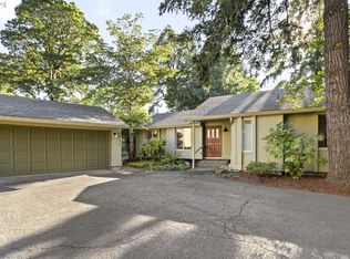 4324 Woodside Cir, Lake Oswego, OR 97035