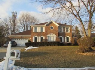 698 Glendale Dr, Prospect Heights, IL 60070