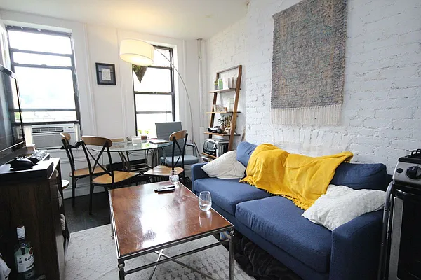 Rented by Compass | media 1