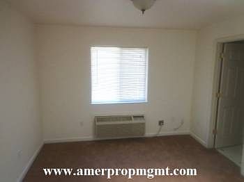 5th image of 133 Stanford Ave