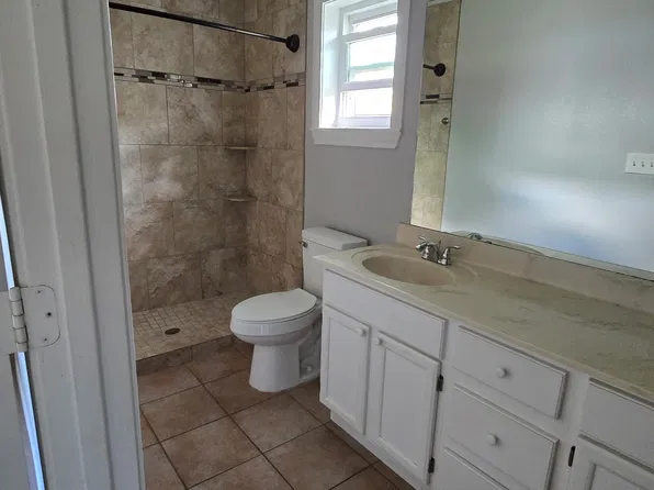 11411 Meadoway Dr, Houston, TX 77089