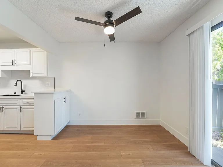 Summerwood Apartments — Photo 97