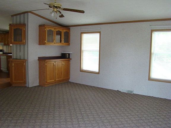 4th image of 8025 Colliver Dr