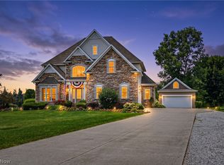678 Substation Rd, Brunswick, OH 44212