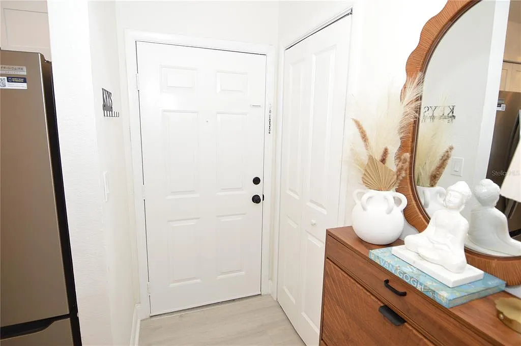 1 bed, 1.0 bath, 625 sqft, $2,000 — Photo 3