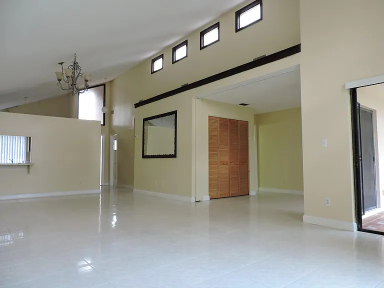 166 Sparrow Dr #2B — Photo 7