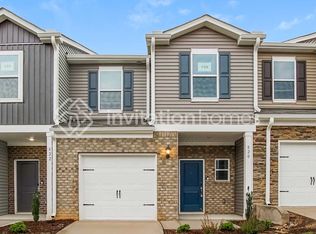 820 Holiday Park Ln, Knightdale, NC 27545