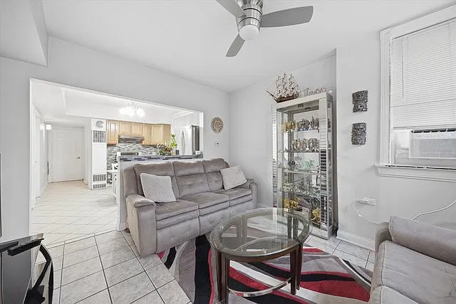 2 bed, $1,500 — Photo 3