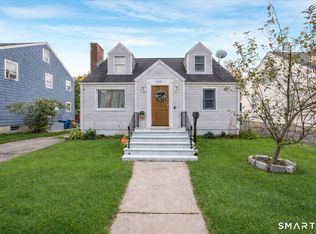 631 Fairview Ave, Bridgeport, CT 06606