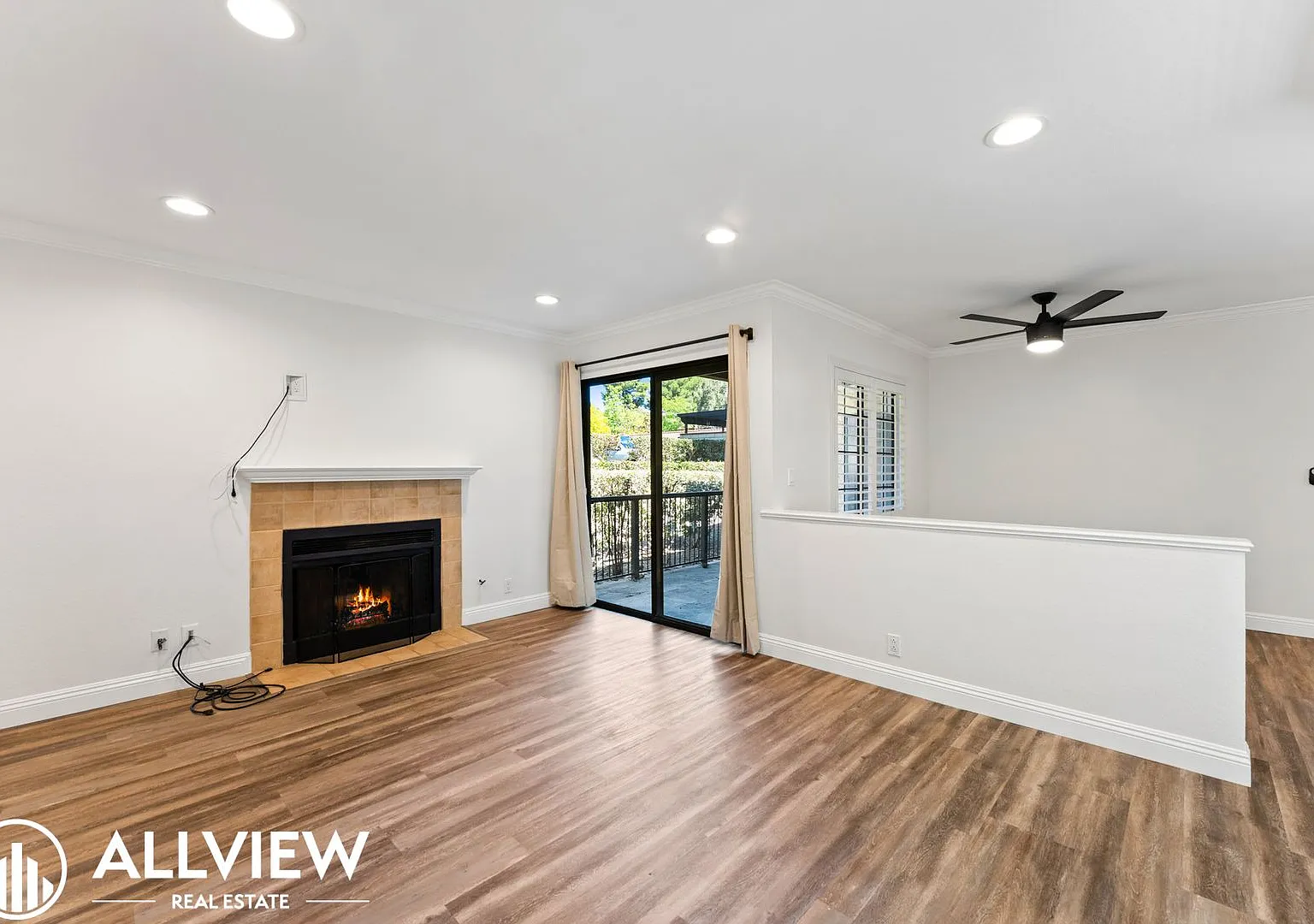 Move-In Ready Laguna Hills Condo | Upgraded Throughout with Private Patio — Photo 4