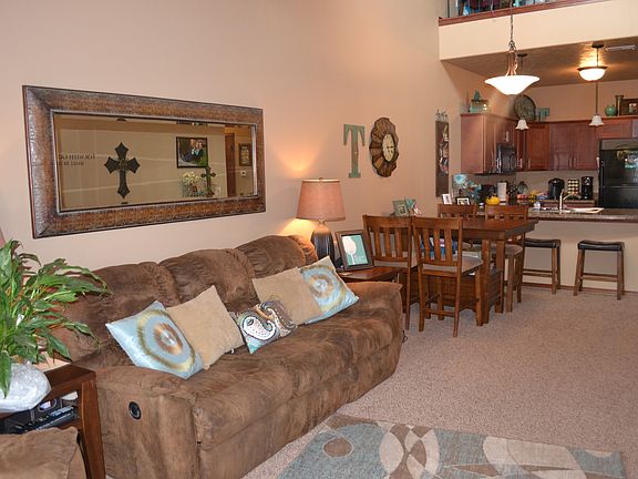3rd image of 2810 E Brome Pl