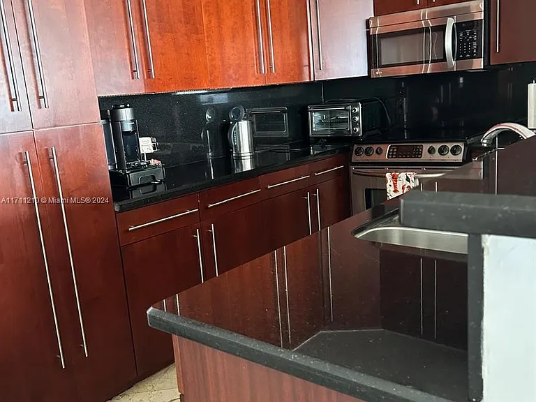 100 Lincoln Rd #Penthouse 7 — Photo 10