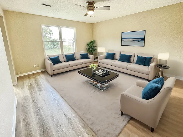 1100 Fishlock Ave — Photo 6