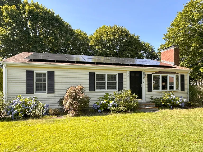 15 Bonito Ave — Photo 3