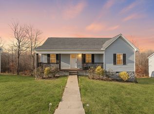 556 Skyview Dr, Ashland City, TN 37015