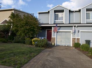 239 N Cedar St, Canby, OR 97013