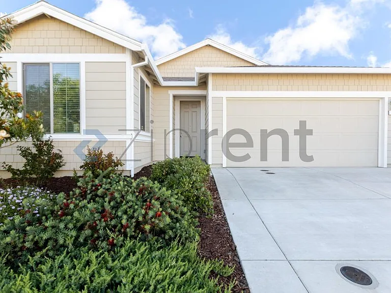 5673 Cobbler Ln — Photo 1